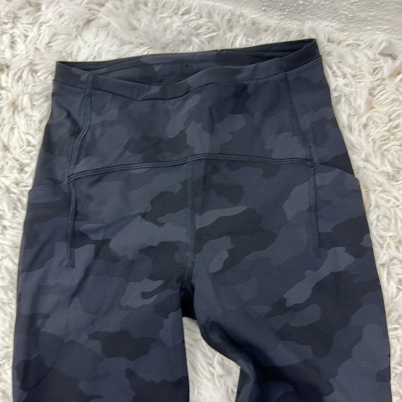 Lululemon Swift Speed High-Rise Crop 21" Heritage 365 Camo Deep Coal Multi - Picture 2 of 5